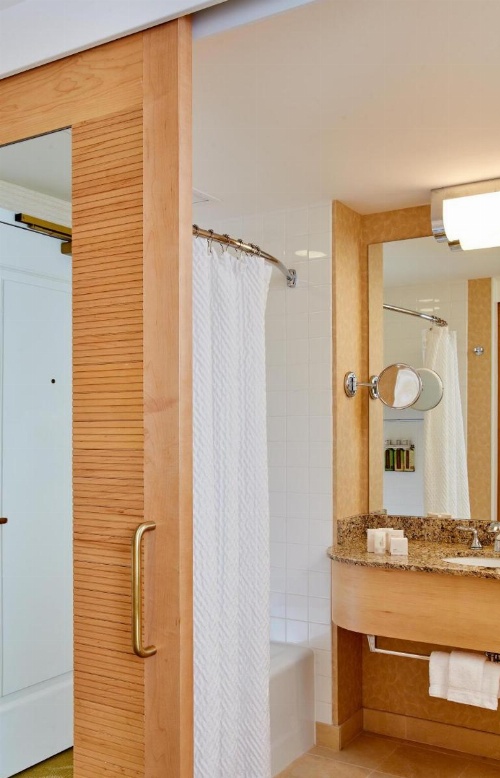 Orchard Garden Hotel image 16