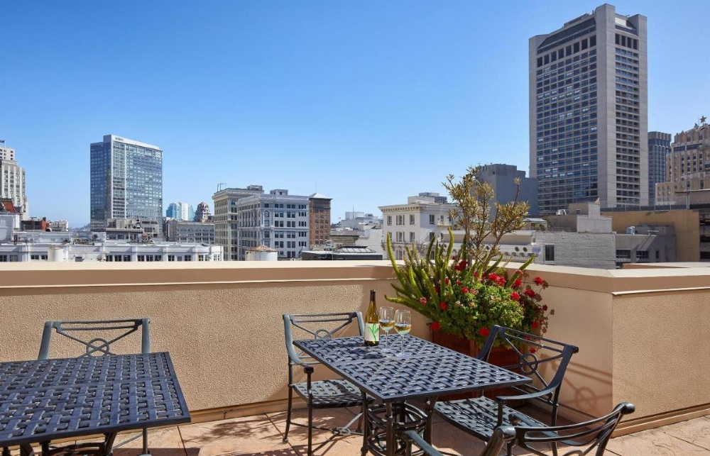 Orchard Garden Hotel Image 20