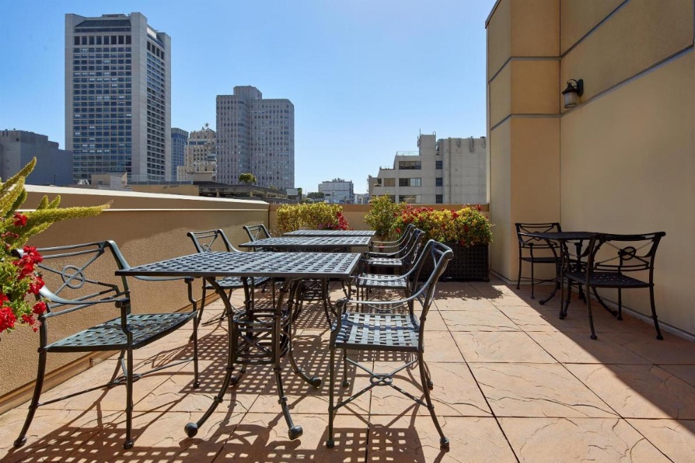 Orchard Garden Hotel Image 22