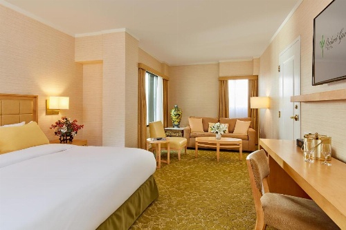 Orchard Garden Hotel image 30